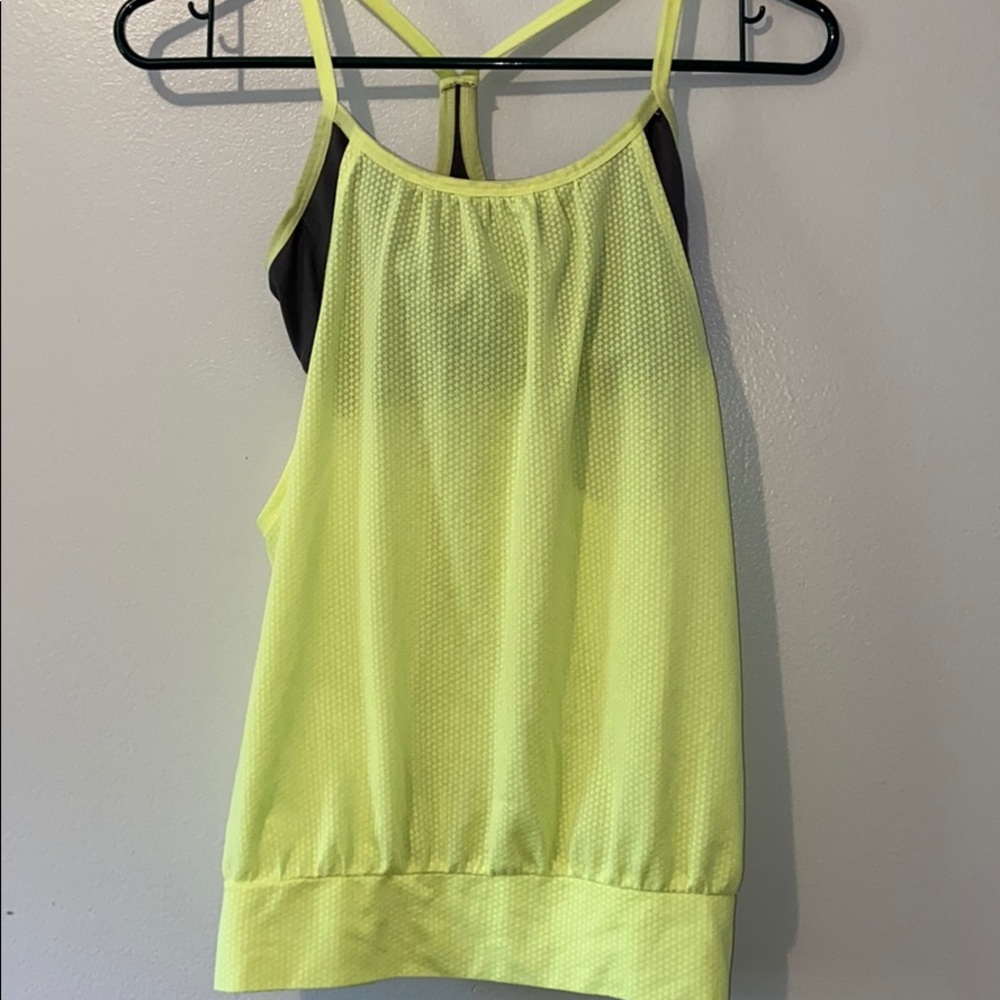 Workout Tank with build in Bra (no padding).